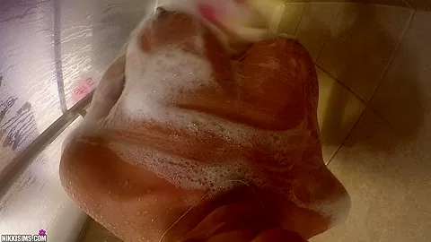 Nikki Shower POV