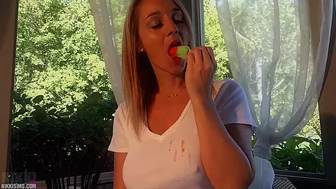 Nikki Popsicle Video