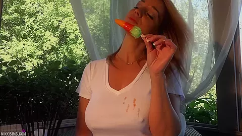Nikki Popsicle Video