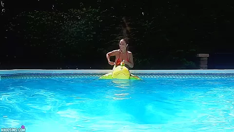 Nikki Gecko Cowboy Video