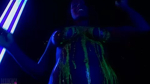 Nikki Black Light Pony Video