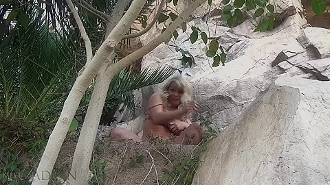 Madden On Rocks