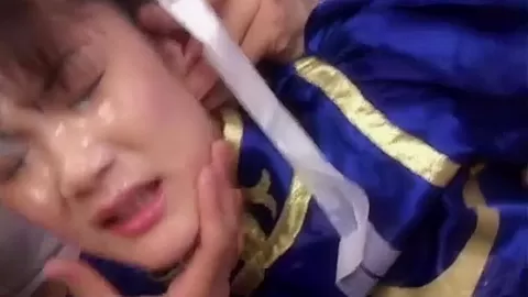 Chun-Li Cosplay Japanese Babe in huge bukkake gangbang