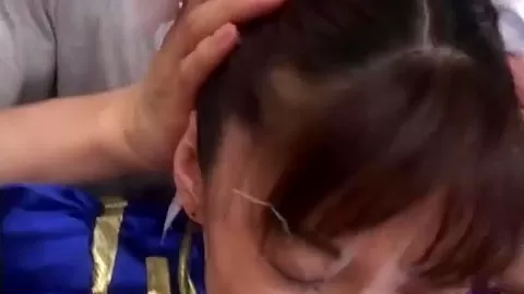 Chun-Li Cosplay Japanese Babe in huge bukkake gangbang