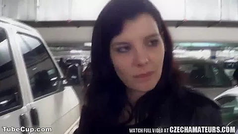 AMATEUR Exhibitionist Couple Fuck in Shopping Mall