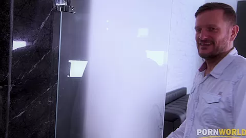 Busty Milf's Blowjob Special - PornWorld