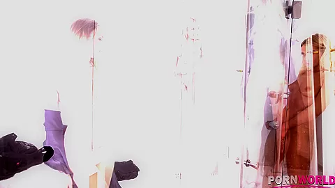 Blonde Babes' Shower Shenanigans - PornWorld