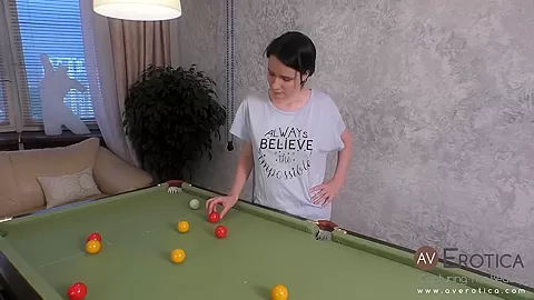 Dotty in English pool - avErotica