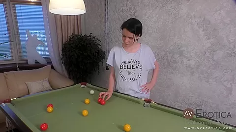 Dotty in English pool - avErotica