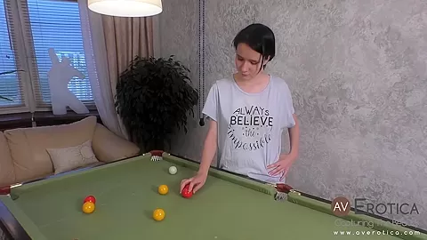 Dotty in English pool - avErotica