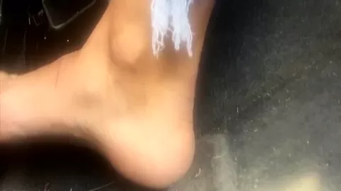 Pedal Pumping By Blond Glasses Milf - SoloAustria