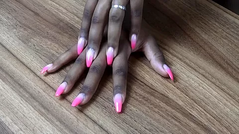 Ebony Hand Finger Nails Fetish - SoloAustria