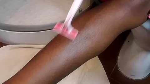 Ebony Shaving Fetish - SoloAustria