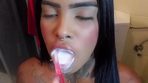 Black Girl Teeth Brushing Fetish - SoloAustria