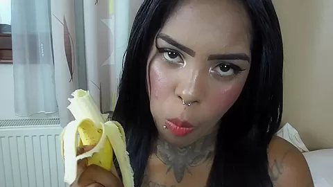 Ebony teen 18+ Banana Eating - SoloAustria