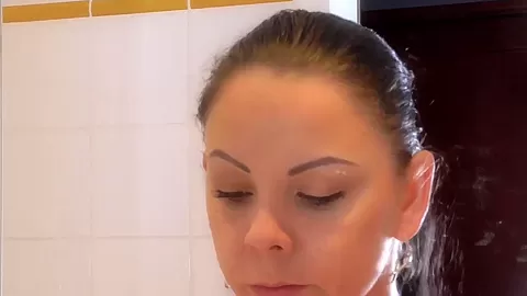 Carla Make Up Fetish With Full Make Up - SoloAustria