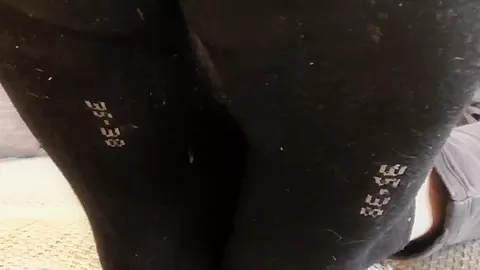 Stinky Sock Smelling Instructions - SoloAustria