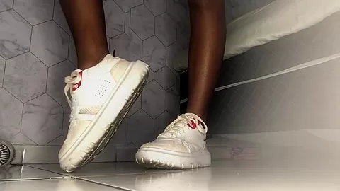 Ebony Girl Sneaker Fetsh - SoloAustria