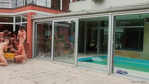 Bisexual couple has interracial groupsex poolside