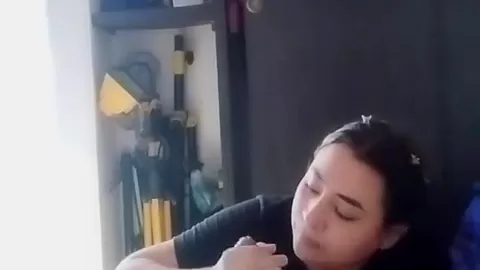 Petite Latin Girlfriend Vs The Laziest Boyfriend In The World - Hotplace69