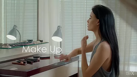 Make Up - Elouisa - MetArtX