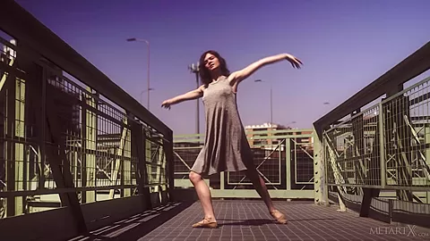 Dancing On The Bridge 2 - Kitri - MetArtX
