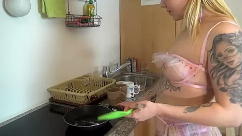 Sperm Fried Egg Handjob - FemdomSex