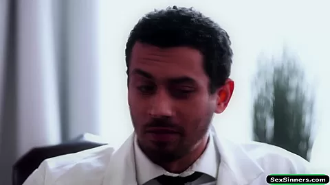 Latin babe accepts doctor to be her donor and rides his cock