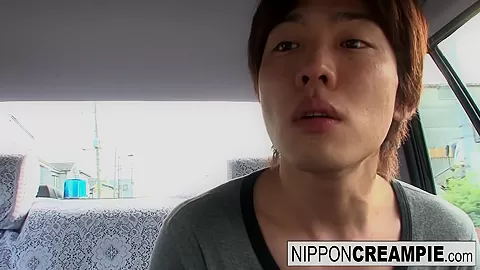 Hot Japanese Babe Fucks Him In The Car - NipponCreampie