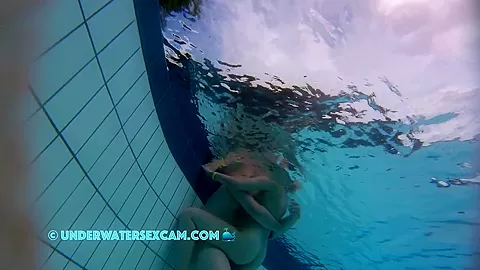 Hot Girl Gets Fucked Without Shame In A Public Pool