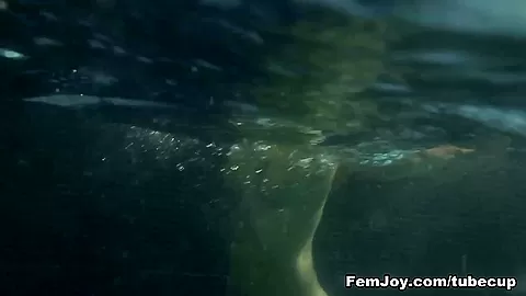 ARIEL, MIELA - Pool Fun