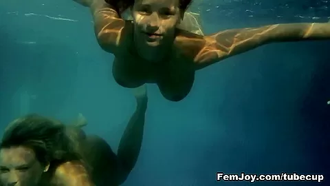 ARIEL, MIELA - Pool Fun
