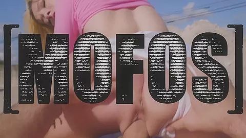 MOFOS - Don't Break Me - Chloe Temple - Breaking in the New Year