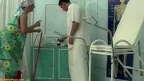 hairy bush 92 years old granny rough fisted anf deep fucked by a doctor