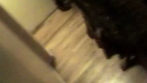Dick sucking teen 18+ slut gives head