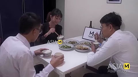 ModelMedia Asia-Colleague‘s Wife Too Horny-Yue Ke Lan-MD-0196-Best Original Asia Porn Video