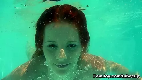 ARIEL - Pool Fun