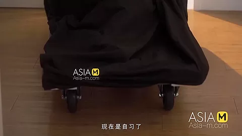 ModelMedia Asia-Classroom Real Sex Teaching Aids-Shen Na Na-MD-0201-Best Original Asia Porn Video