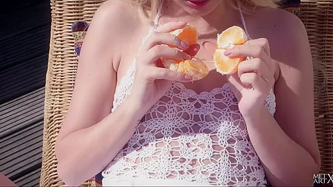 Inside Tangerines - Lisa Dawn - MetArtX