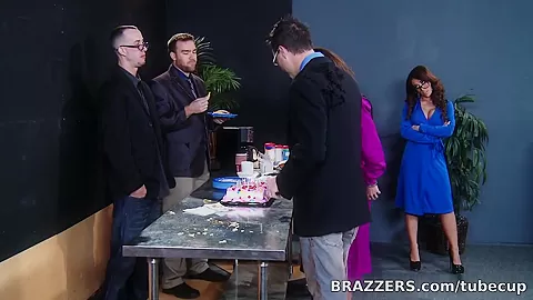 Big Tits at Work: Piece of Cake