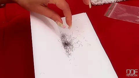 Shaved for Eating - PornWorld