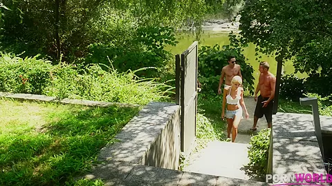 Group Sex Extreme! Triple Penetration Done Right - PornWorld
