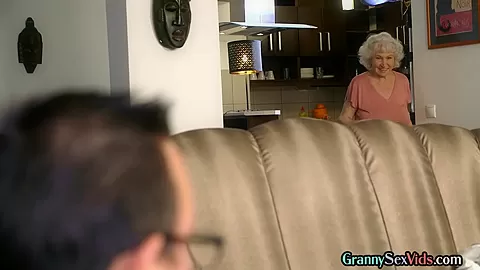 Hairypussy Granny with medium boobs fucked and pussyjizzed