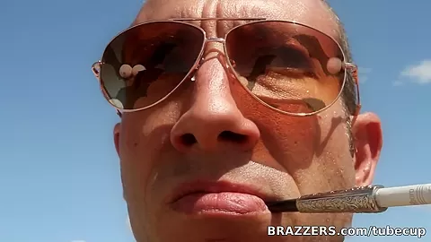Pornstars Like it Big: Fear and Lust In Las Vegas