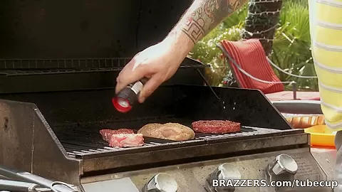Baby Got Boobs: Livin' The Dream