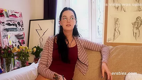 Pinko Uses A Pink Sex Toy To Masturbate
