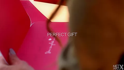 Perfect Gift - Valeria A - MetArtX