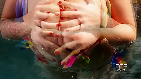 British Star's Natural Tits Loom Over Us At Swimming Pool - PornWorld