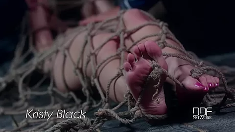 Apartment Hunting: Realtor And Client Humiliate Young Babe - PornWorld