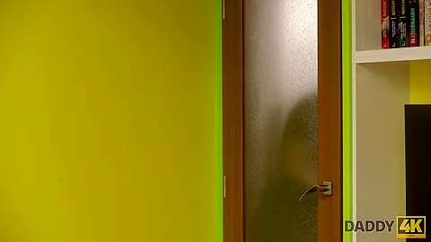Daddy4K. Boyfriend went for pizza so his Step father seduces teen 18+ blonde